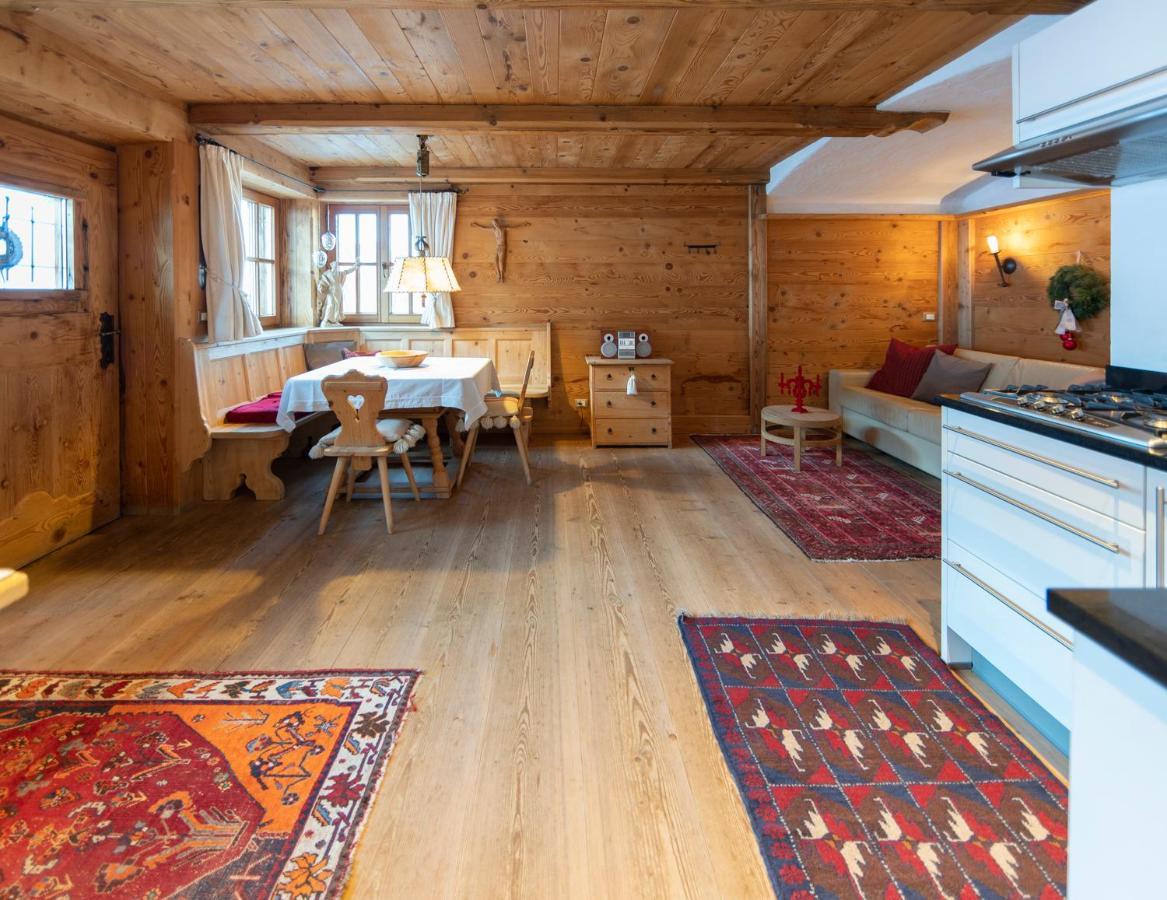 Villa Al Bosco Selva di Val Gardena Bagian luar foto